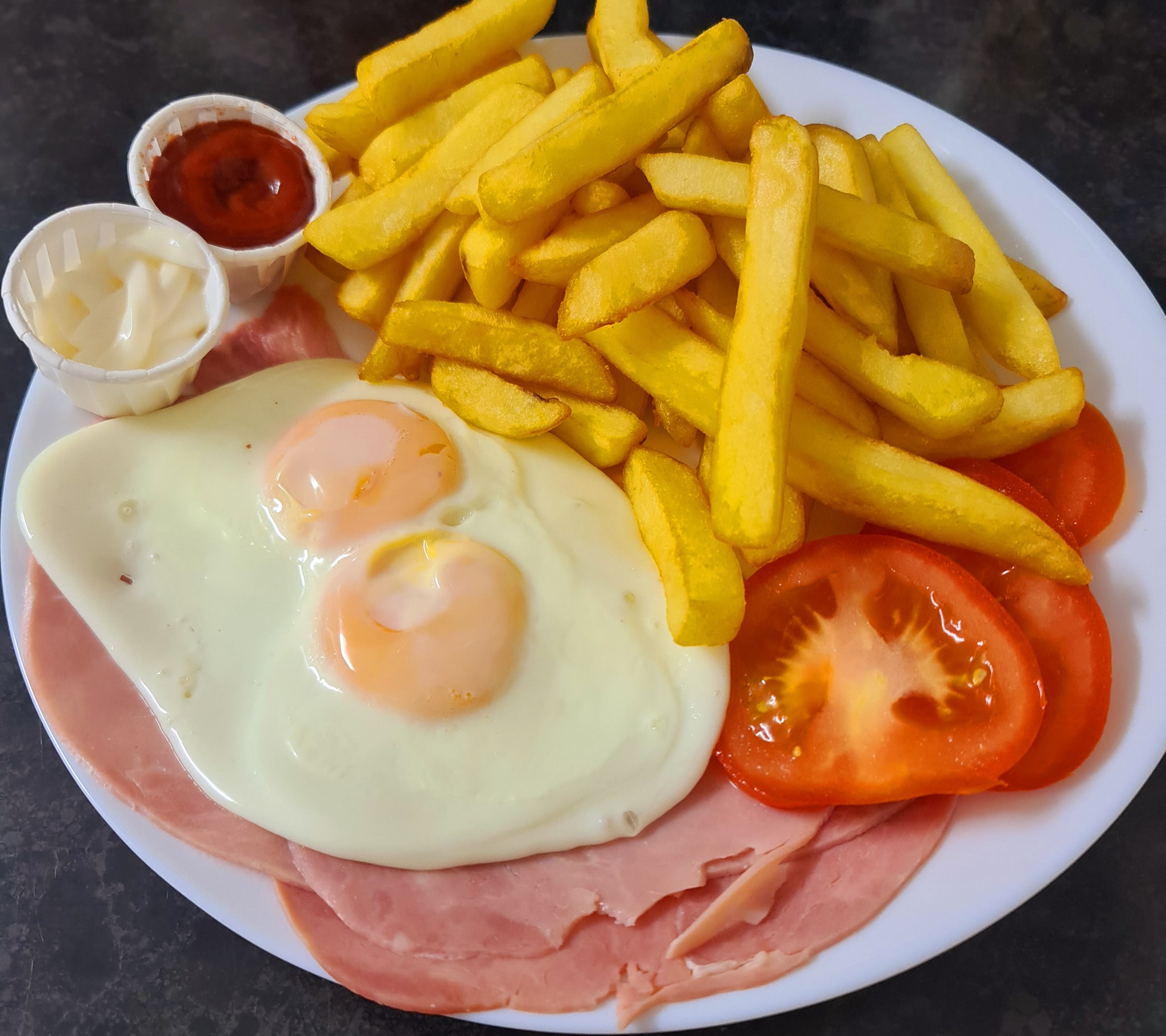 Ham, egg and chips